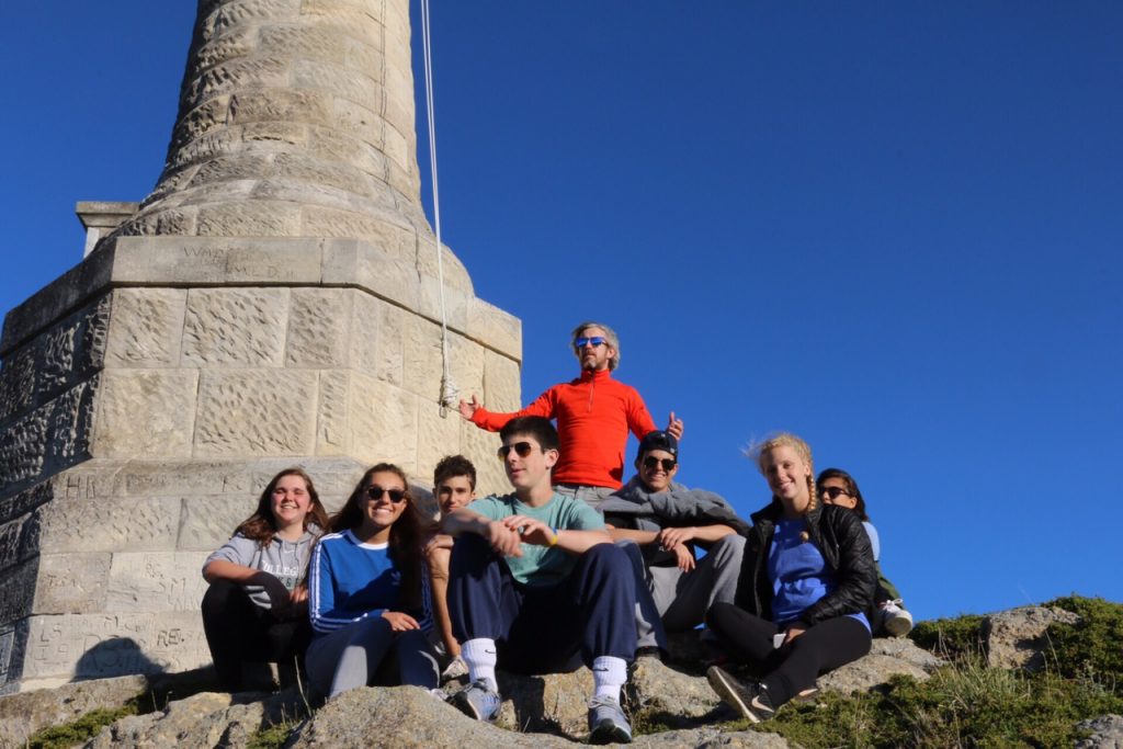 Monument with a view on top of a hill at Totara farm